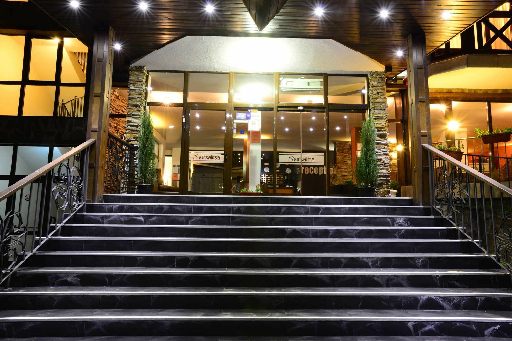 Hotel Mursalitsa By Hmg Pamporovo Exterior photo